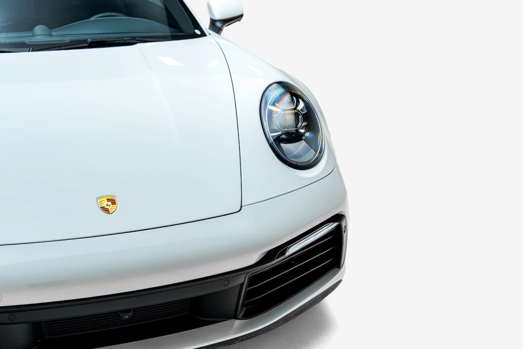 2024 Porsche 992 Carrera 4 - Image 22 of 31