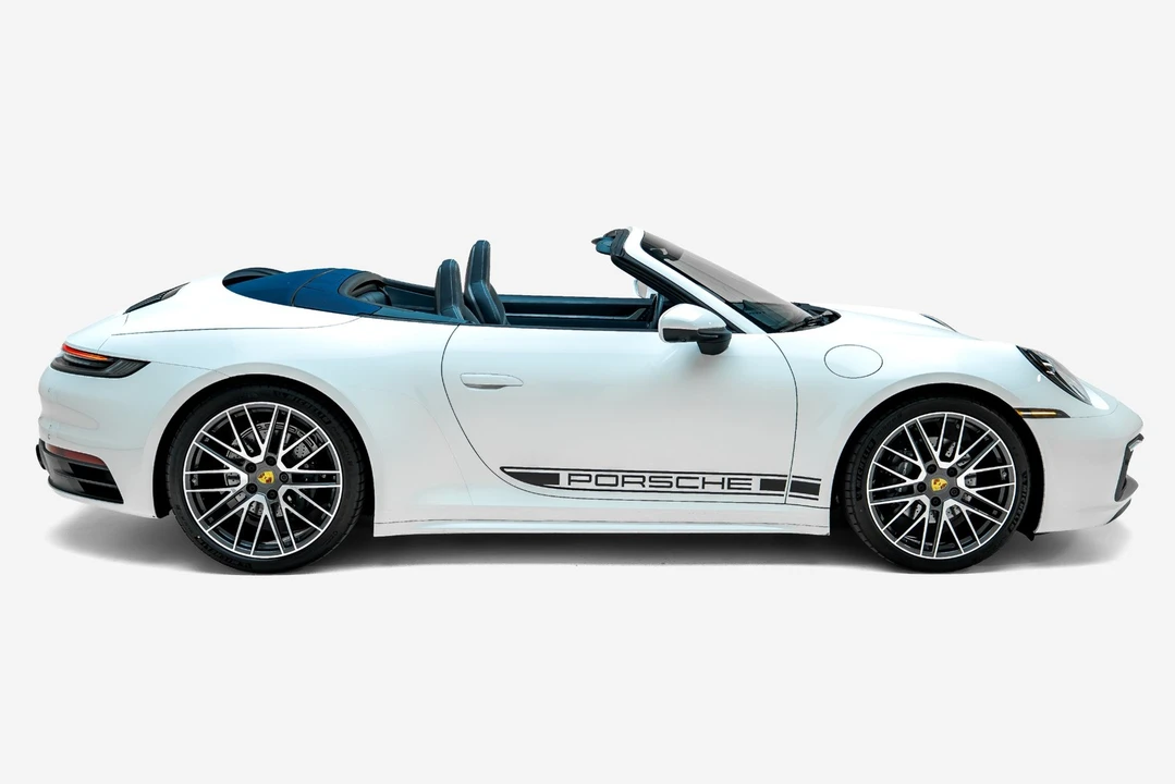 2024 Porsche 992 Carrera 4 - Image 10 of 31