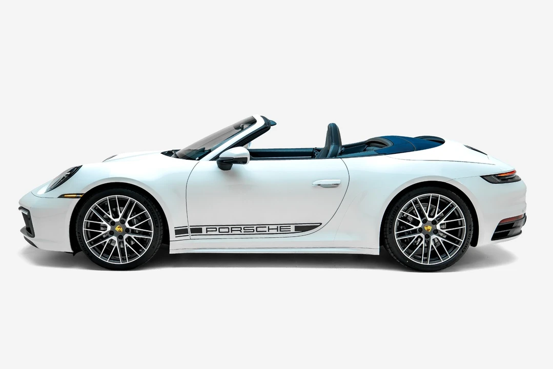 2024 Porsche 992 Carrera 4 - Image 8 of 31