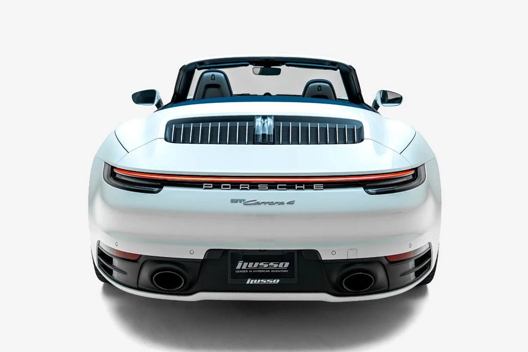 2024 Porsche 992 Carrera 4 - Image 15 of 31