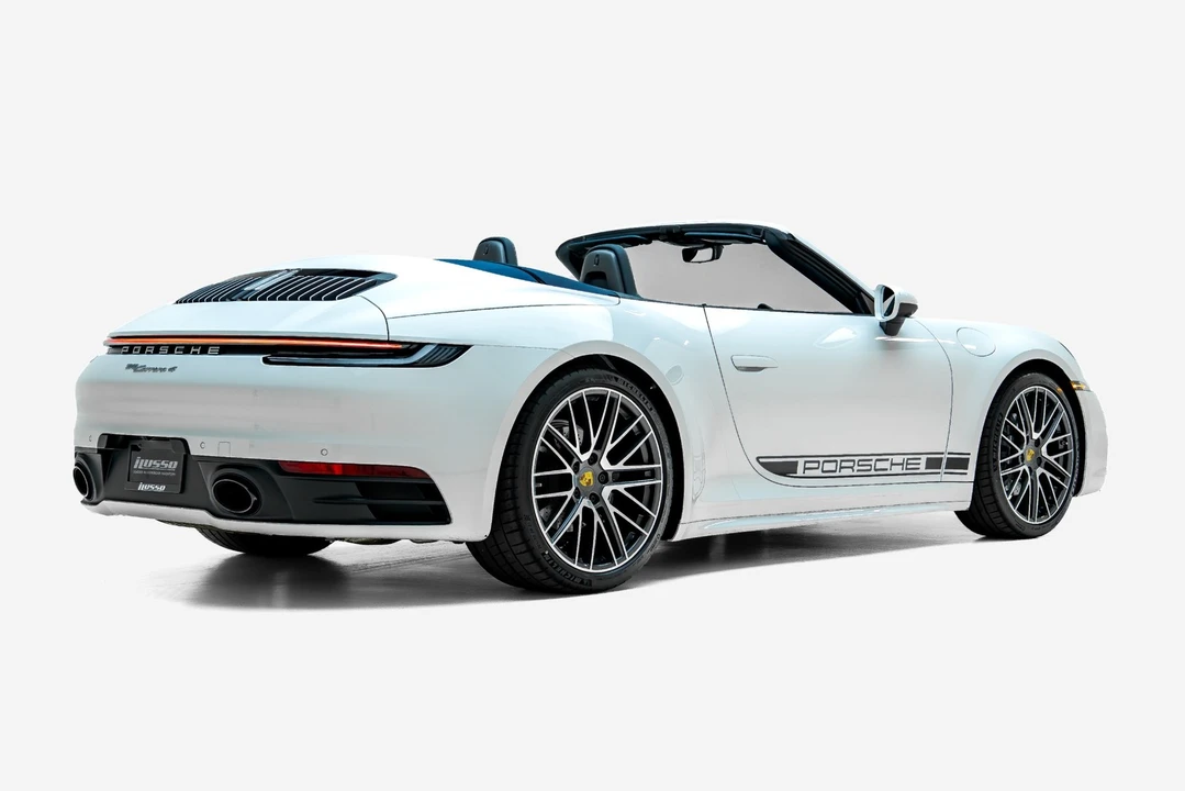 2024 Porsche 992 Carrera 4 - Image 3 of 31