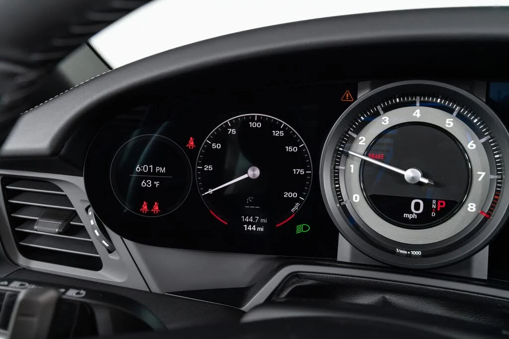 2024 Porsche 992 Carrera 4S - Image 27 of 31