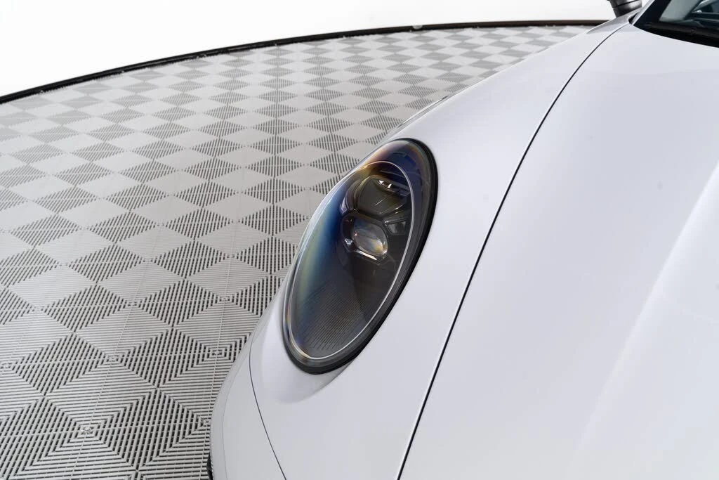 2024 Porsche 992 Carrera 4S - Image 12 of 31
