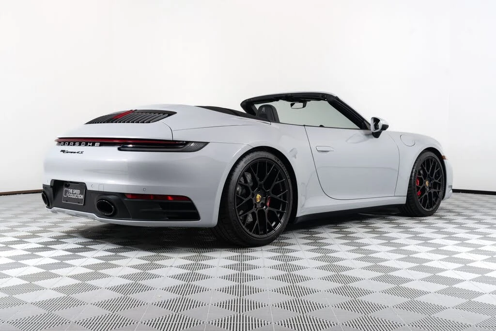 2024 Porsche 992 Carrera 4S - Image 8 of 31
