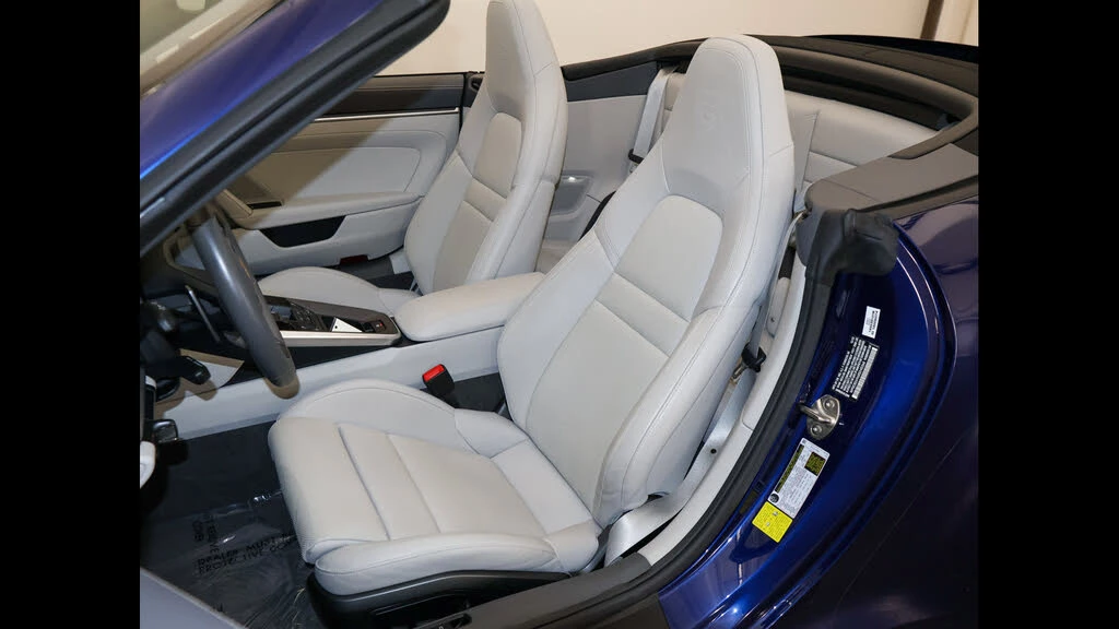 2024 Porsche 992 Carrera 4S - Image 14 of 31