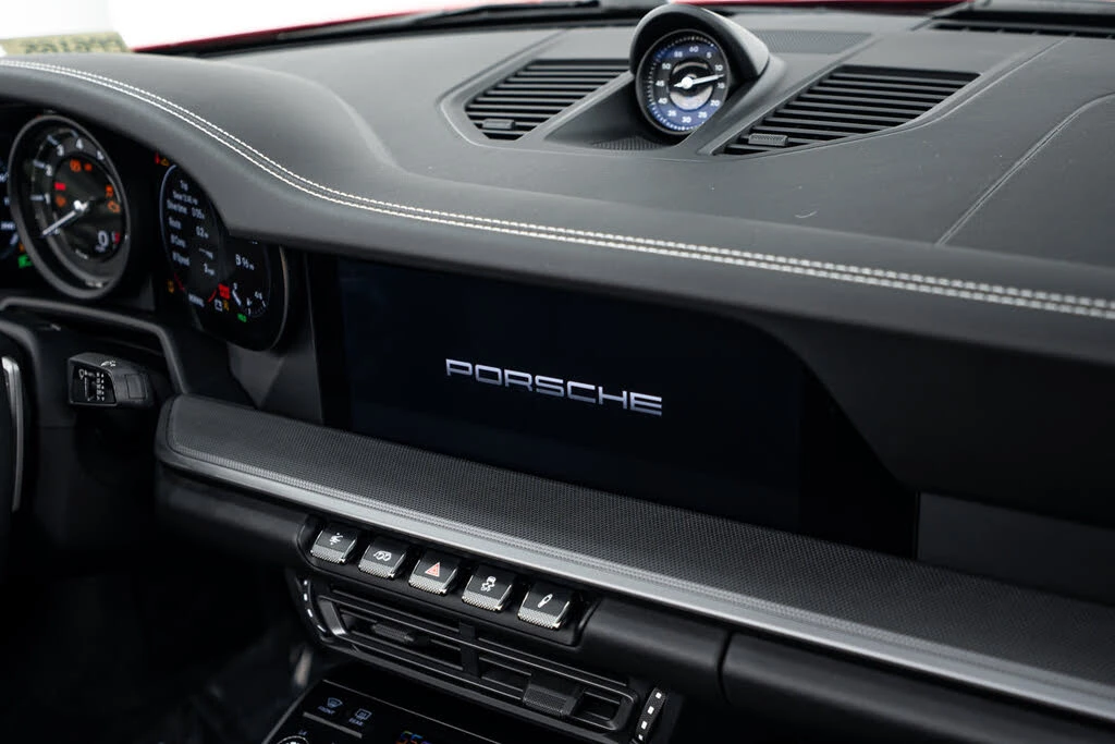2024 Porsche 992 Carrera 4S - Image 16 of 31