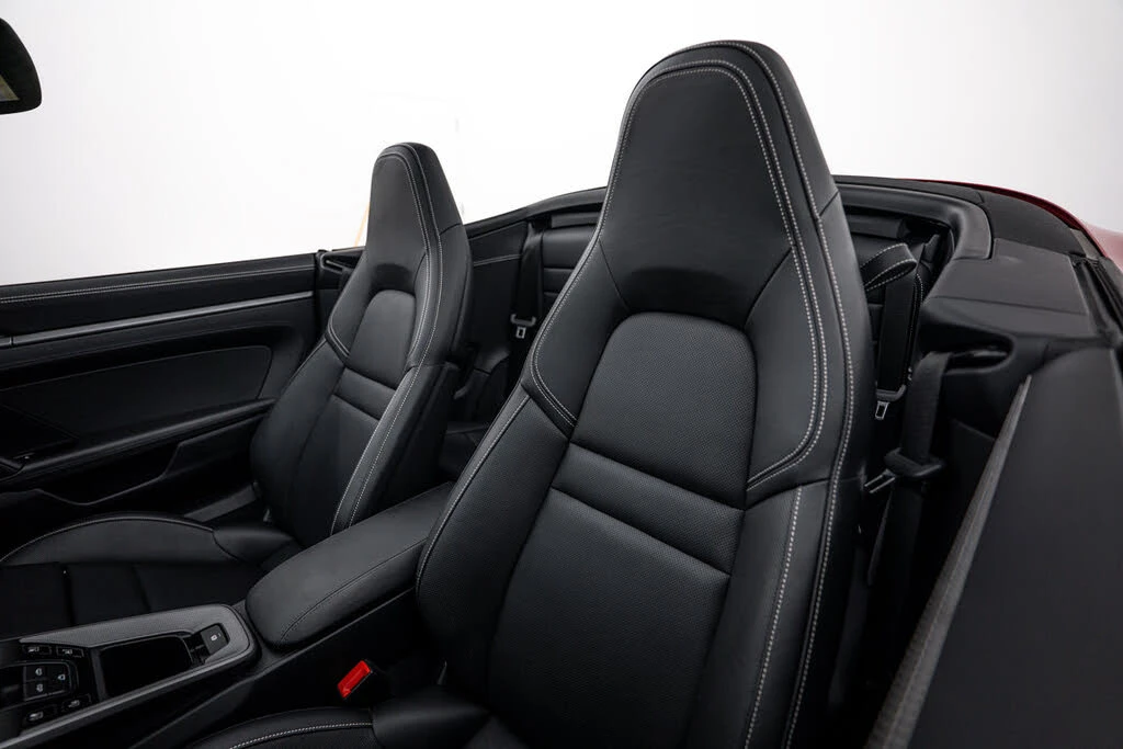 2024 Porsche 992 Carrera 4S - Image 21 of 31