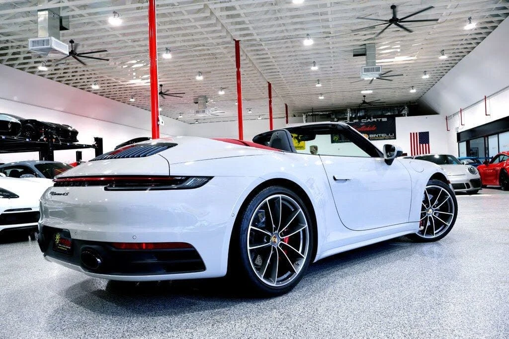 2024 Porsche 992 Carrera 4S - Image 18 of 31