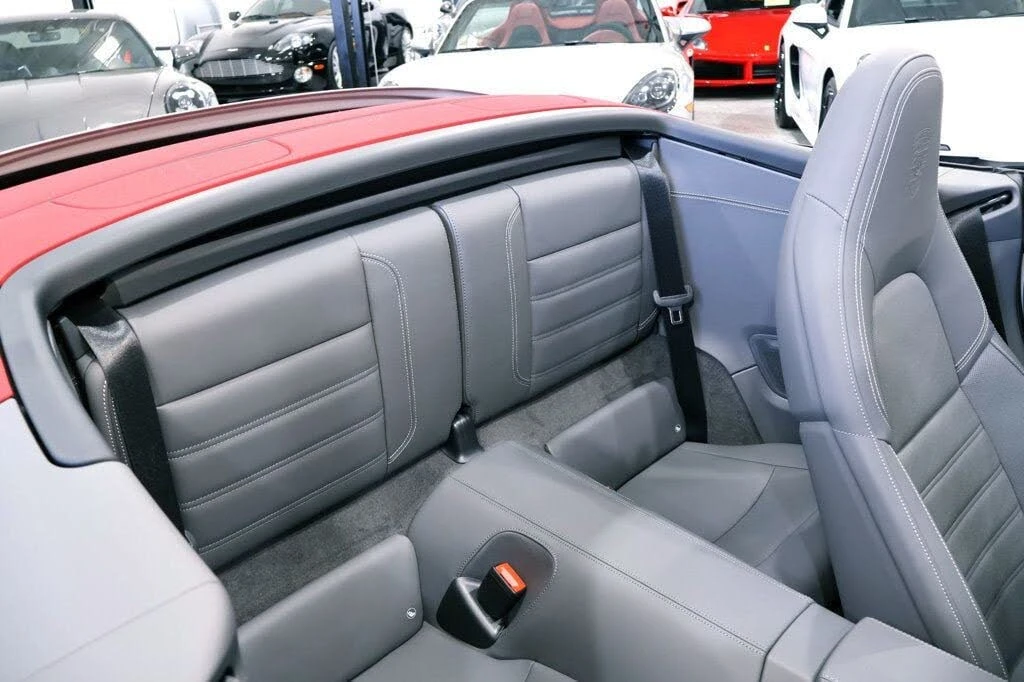 2024 Porsche 992 Carrera 4S - Image 28 of 31