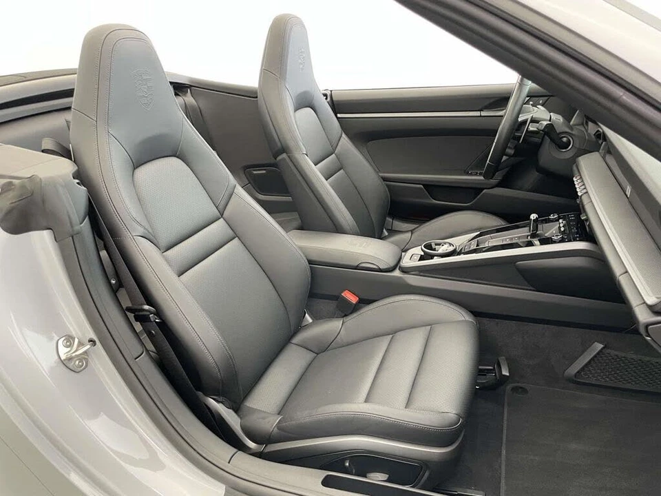 2024 Porsche 992 Carrera 4S - Image 20 of 31