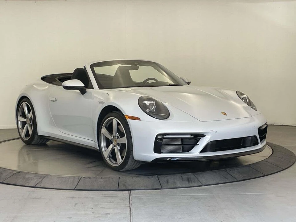 2024 Porsche 992 Carrera 4S - Image 9 of 31