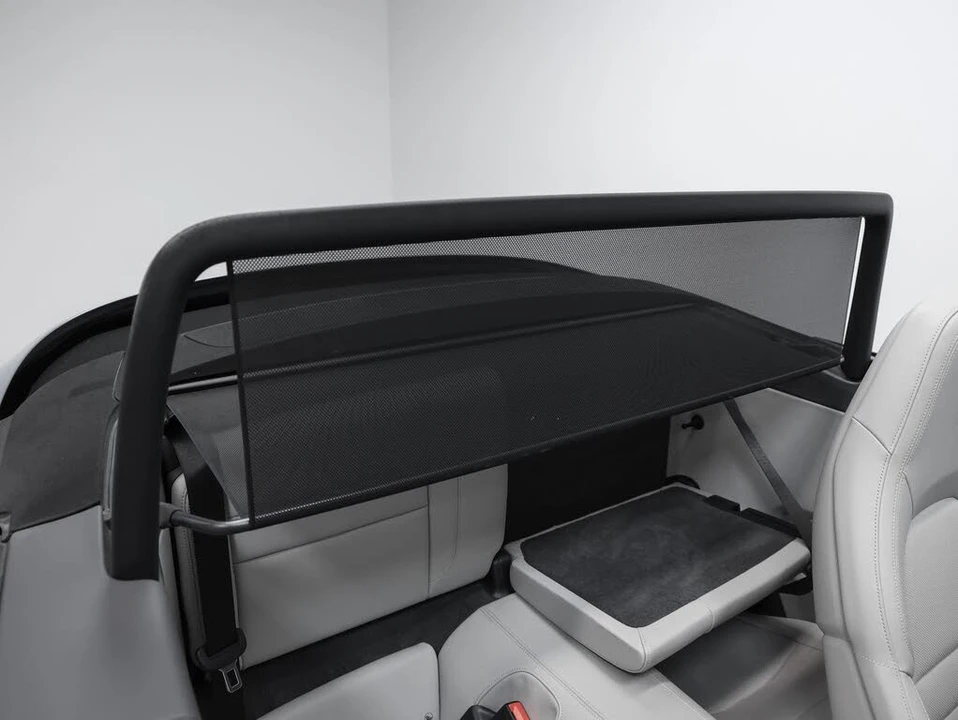 2024 Porsche 992 Carrera 4S - Image 29 of 31