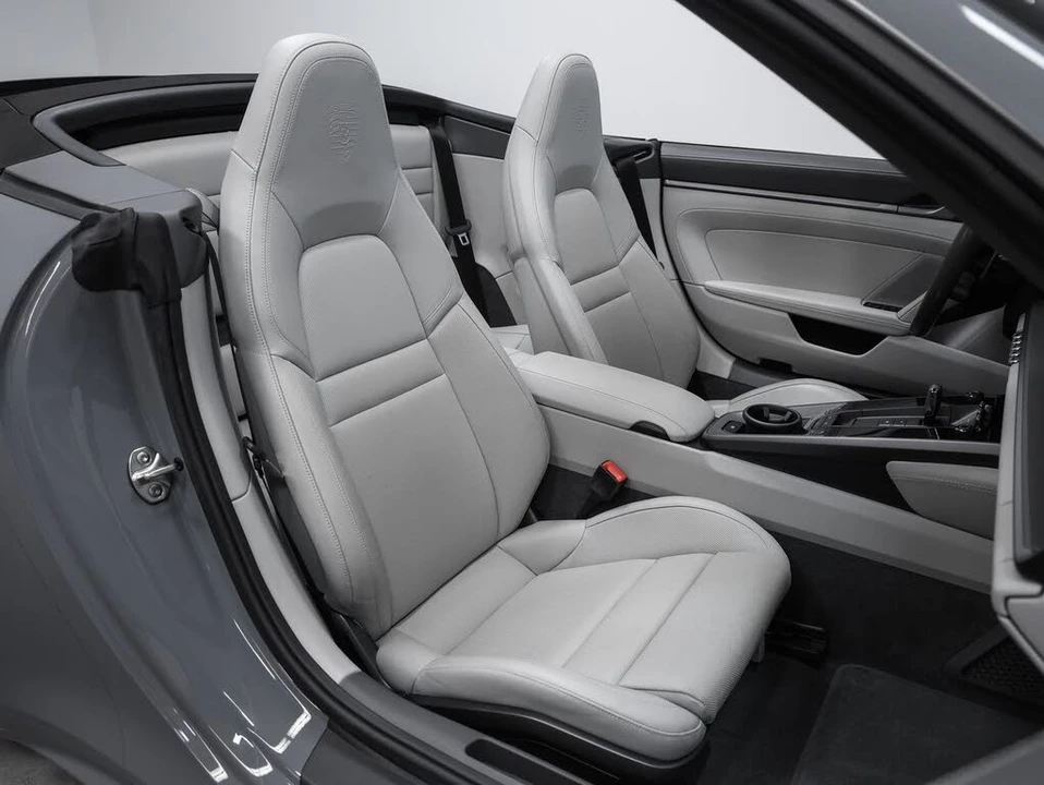 2024 Porsche 992 Carrera 4S - Image 30 of 31