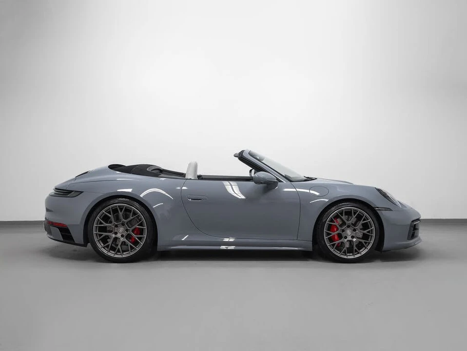 2024 Porsche 992 Carrera 4S - Image 15 of 31