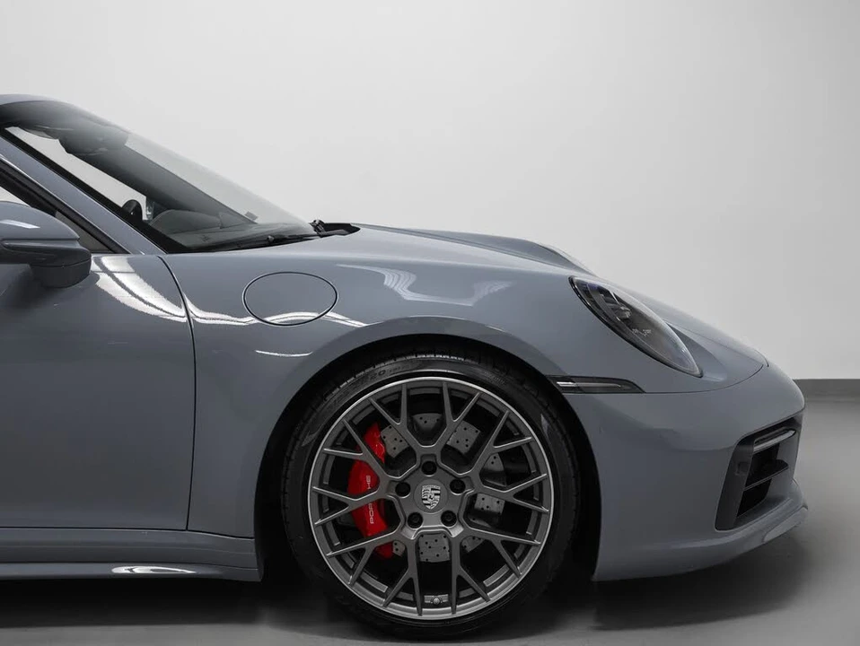 2024 Porsche 992 Carrera 4S - Image 17 of 31