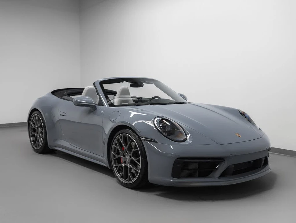 2024 Porsche 992 Carrera 4S - Image 12 of 31