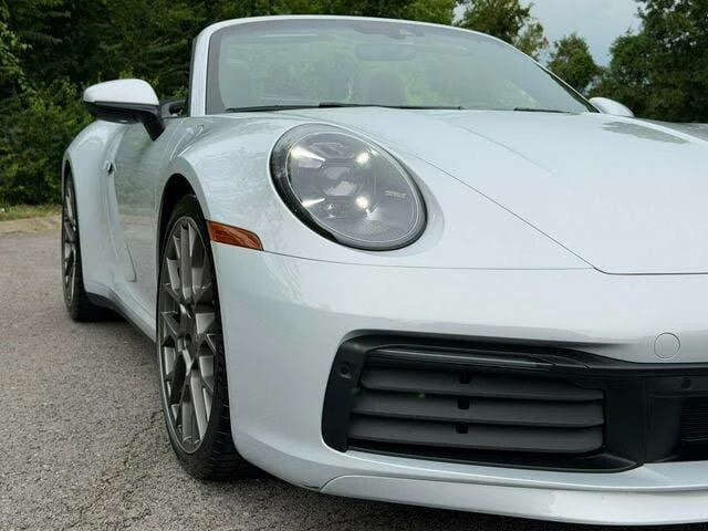 2024 Porsche 992 Carrera 4S - Image 17 of 31