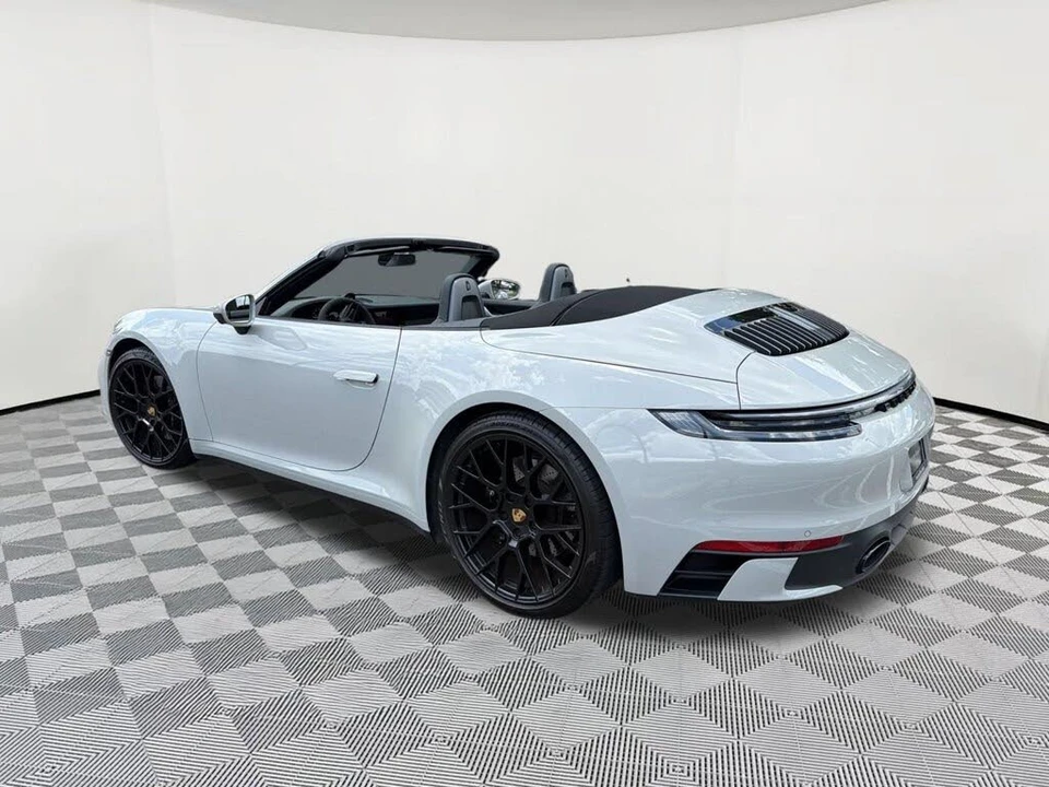 2024 Porsche 992 Carrera 4S - Image 3 of 31