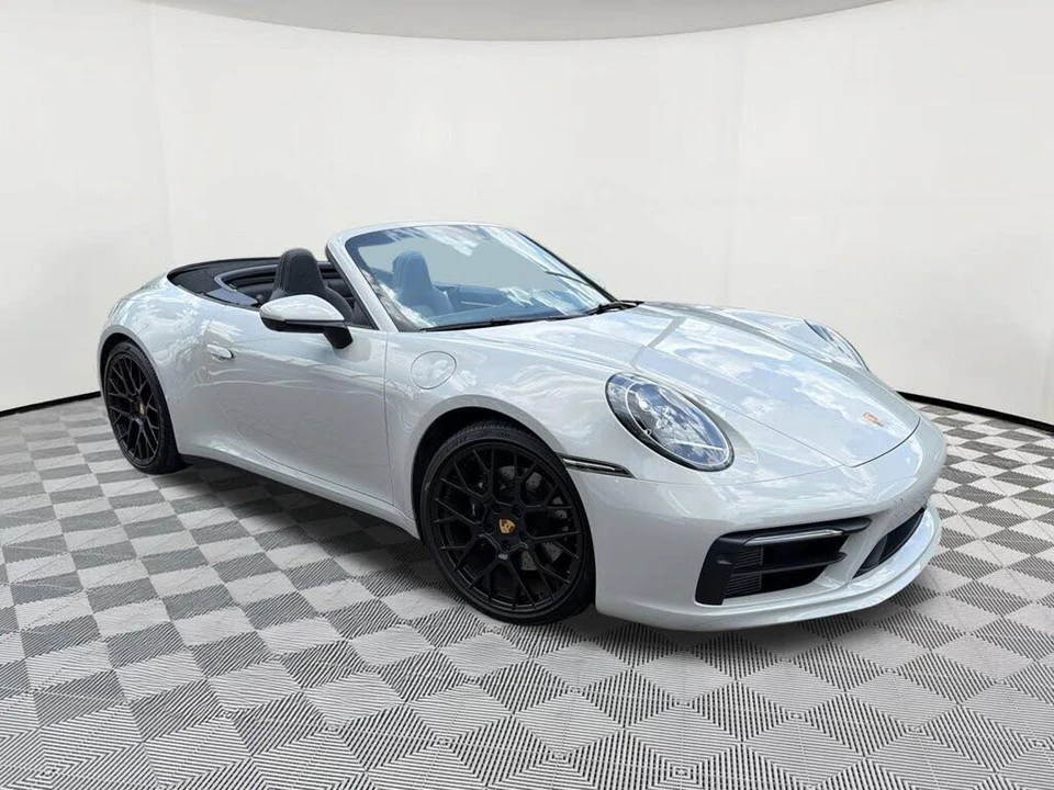 2024 Porsche 992 Carrera 4S - Image 7 of 31