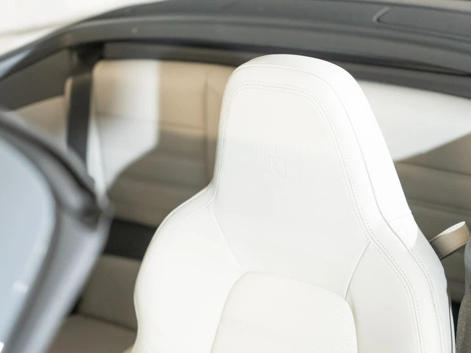 2024 Porsche 992 Carrera 4S - Image 24 of 26