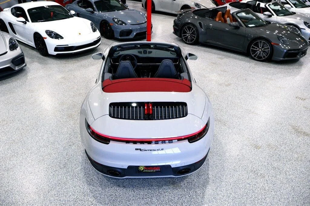 2024 Porsche 992 Carrera 4S - Image 20 of 31