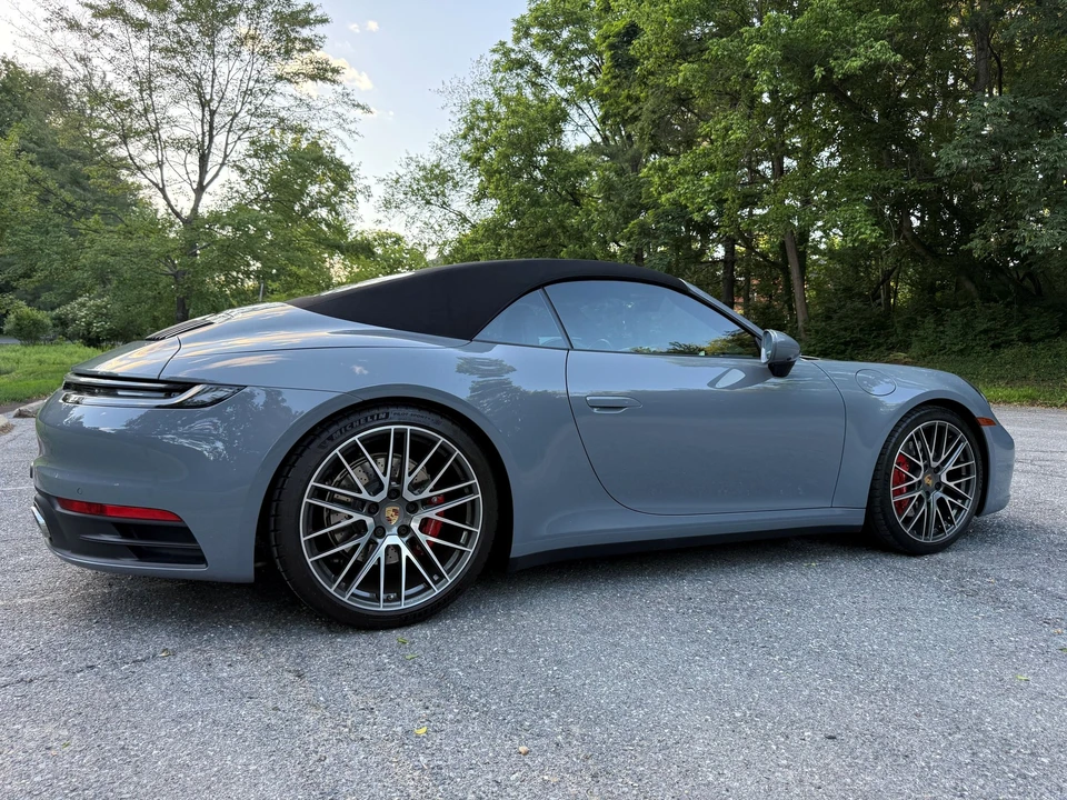 2024 Porsche 992 Carrera 4S - Image 16 of 30