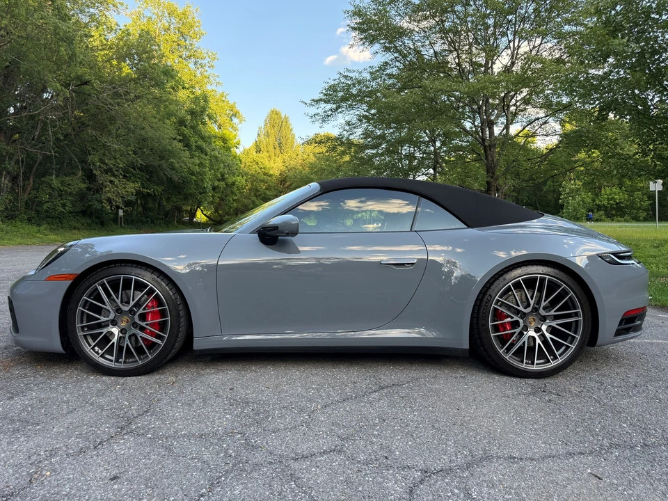 2024 Porsche 992 Carrera 4S - Image 17 of 30