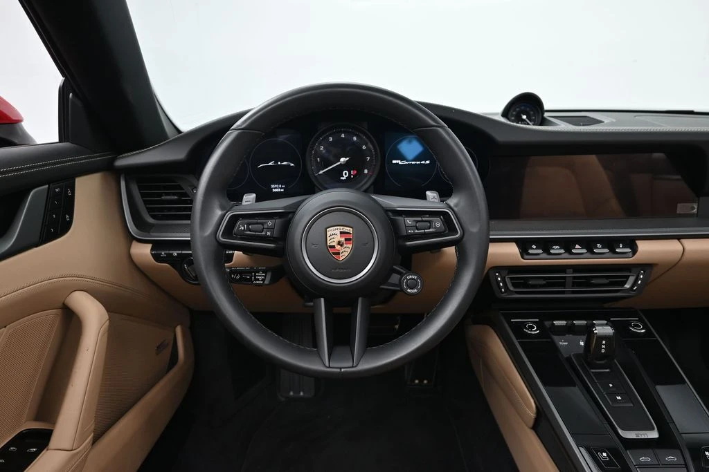 2024 Porsche 992 Carrera 4S - Image 11 of 31