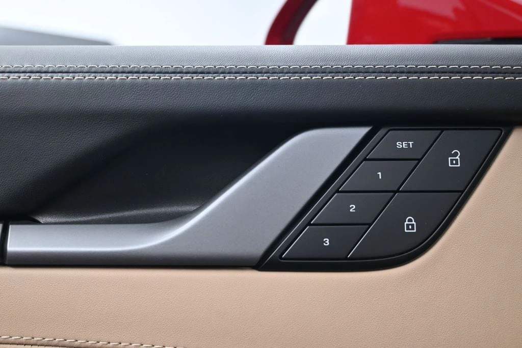 2024 Porsche 992 Carrera 4S - Image 16 of 31