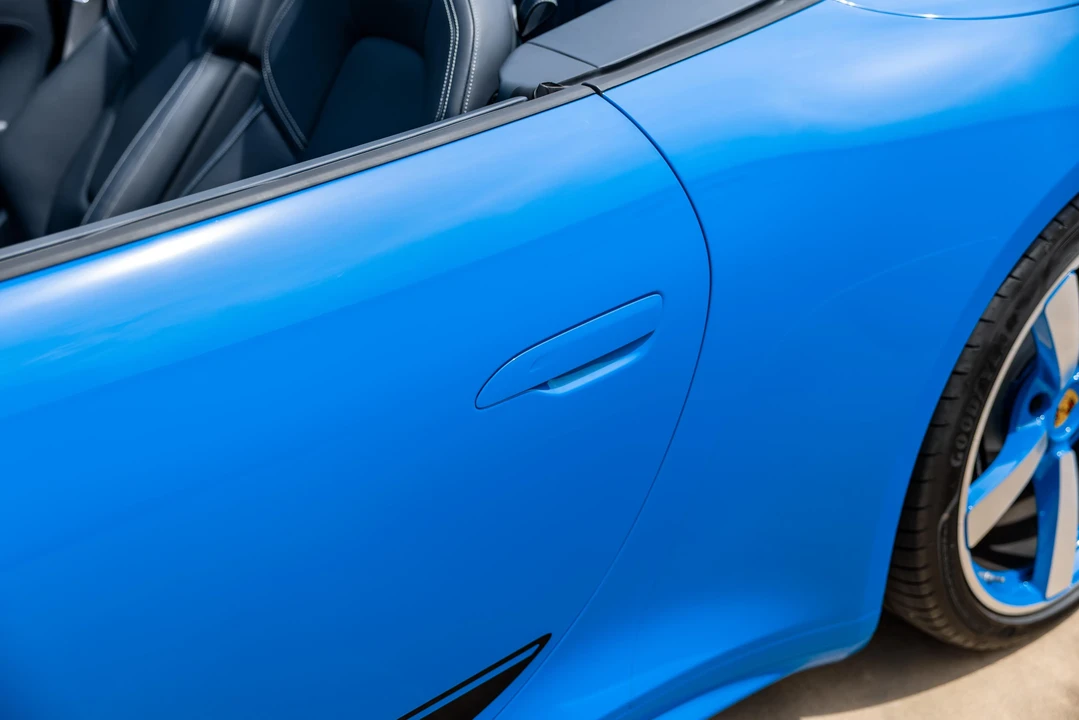 2024 Porsche 992 Carrera 4S - Image 23 of 31