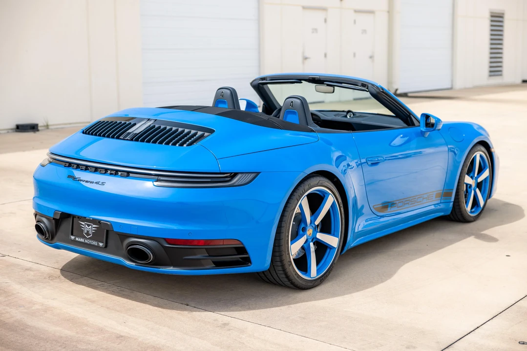 2024 Porsche 992 Carrera 4S - Image 8 of 31