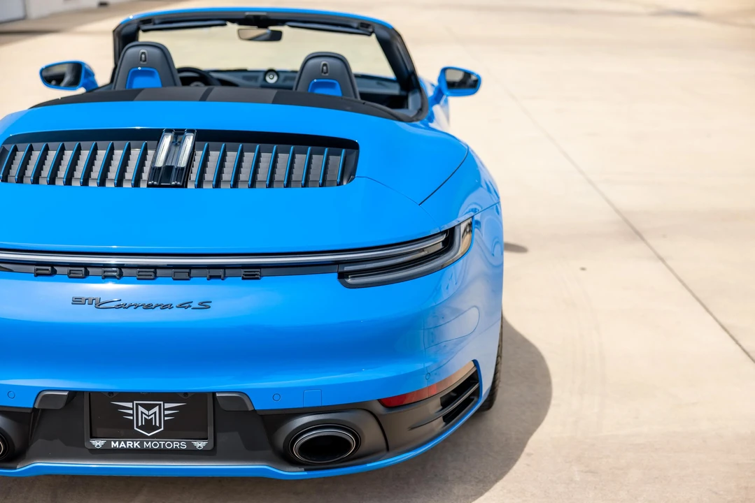 2024 Porsche 992 Carrera 4S - Image 27 of 31