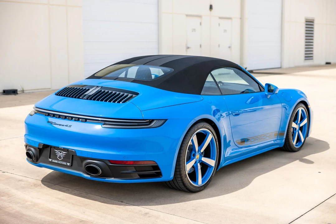 2024 Porsche 992 Carrera 4S - Image 18 of 31