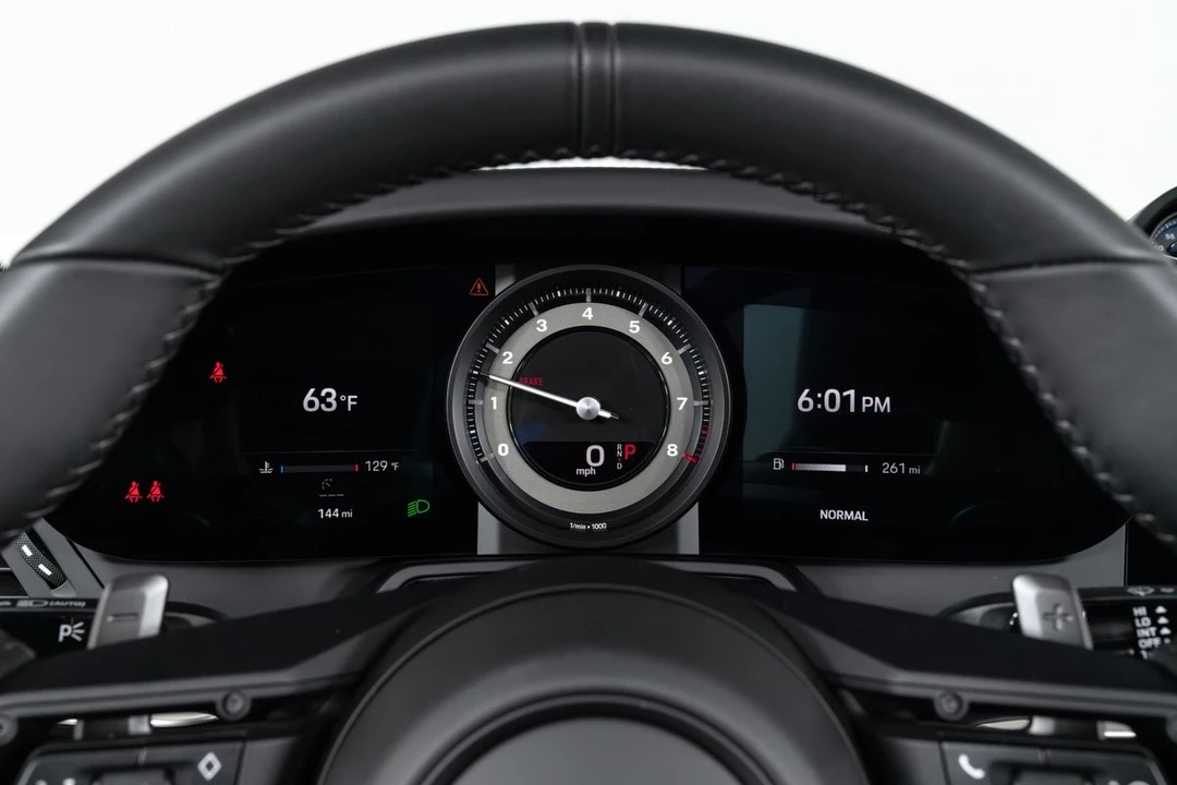2024 Porsche 992 Carrera 4S - Image 30 of 31