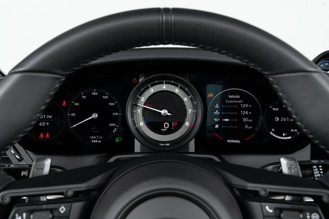 2024 Porsche 992 Carrera 4S - Image 29 of 31