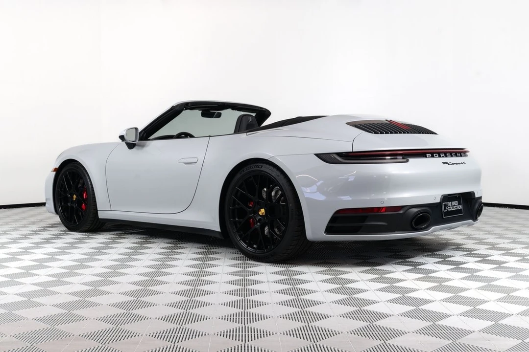2024 Porsche 992 Carrera 4S - Image 5 of 31