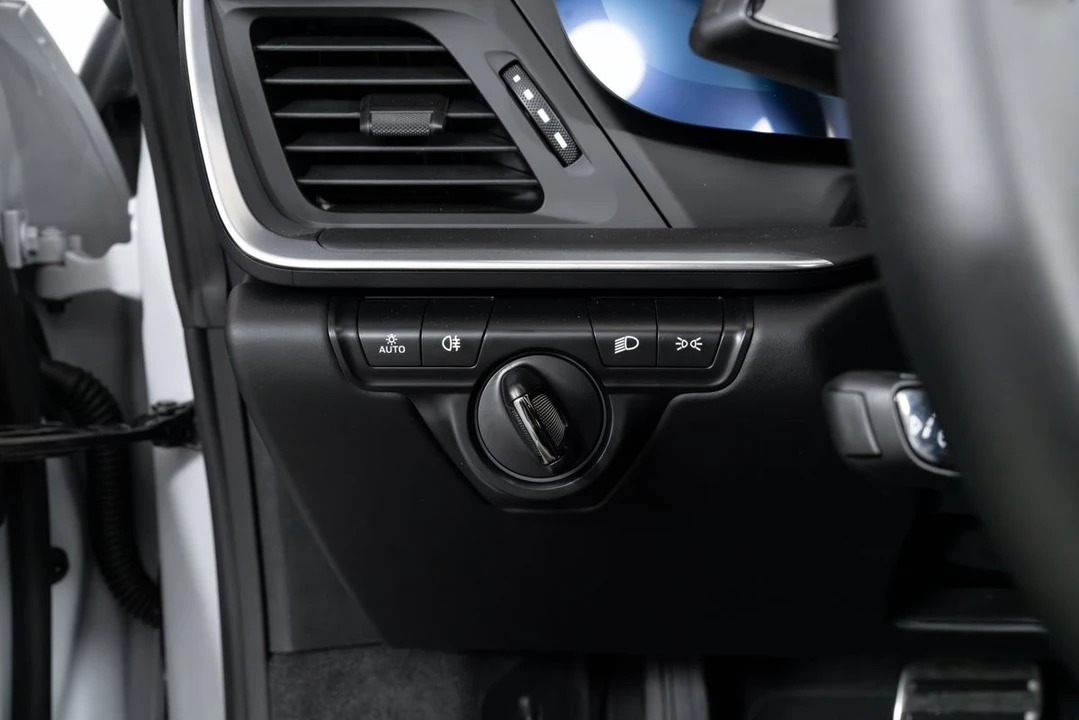 2024 Porsche 992 Carrera 4S - Image 21 of 31