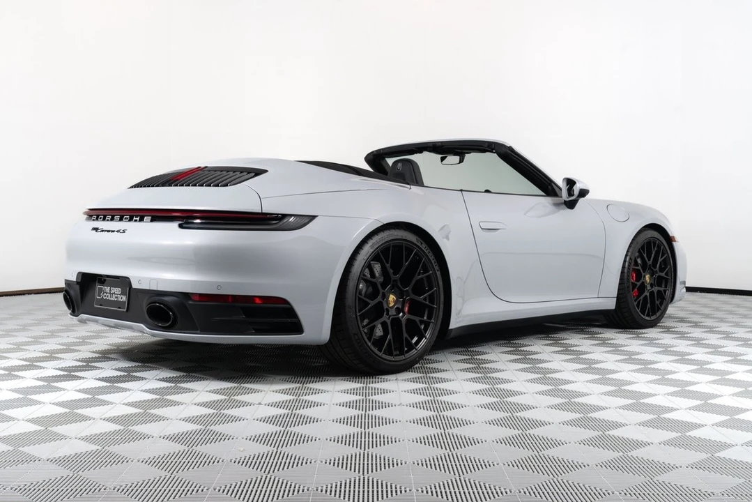 2024 Porsche 992 Carrera 4S - Image 7 of 31
