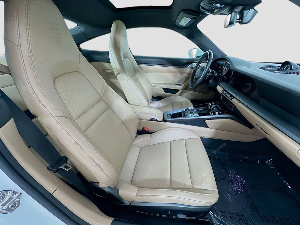 2024 Porsche 992 Carrera 4S - Image 28 of 31