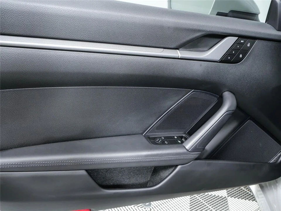 2024 Porsche 992 Carrera 4S - Image 6 of 31