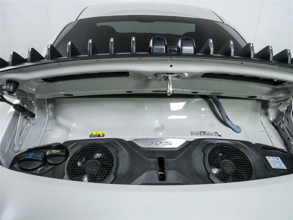 2024 Porsche 992 Carrera 4S - Image 30 of 31