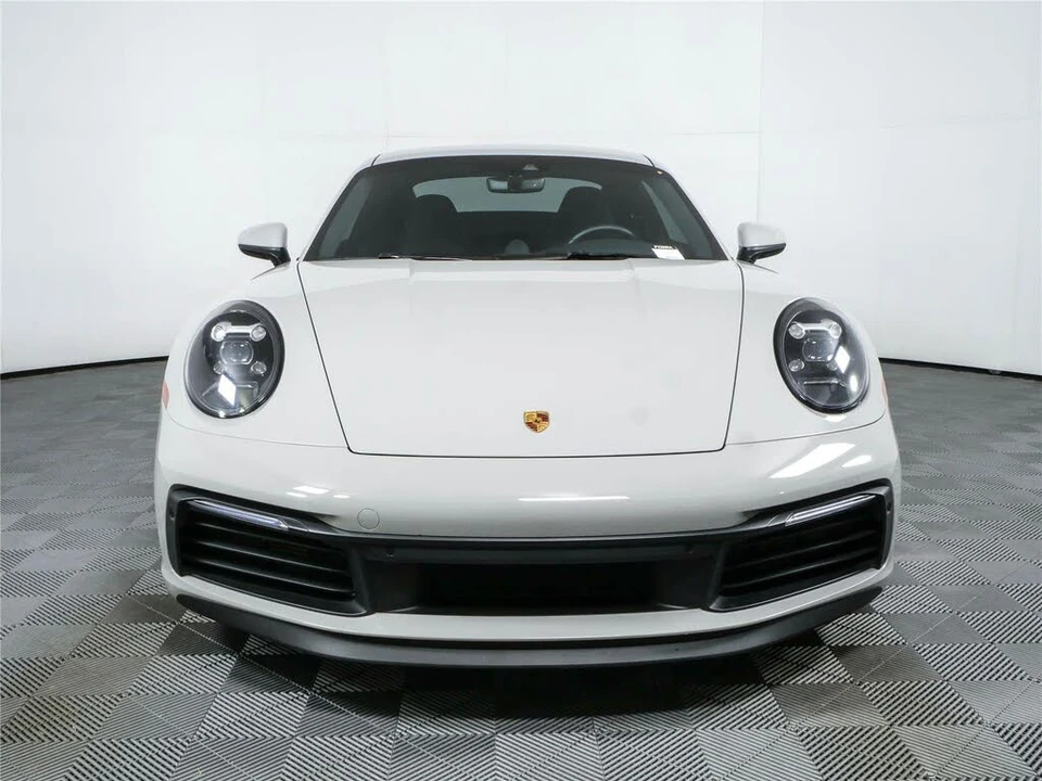 2024 Porsche 992 Carrera 4S - Image 24 of 31