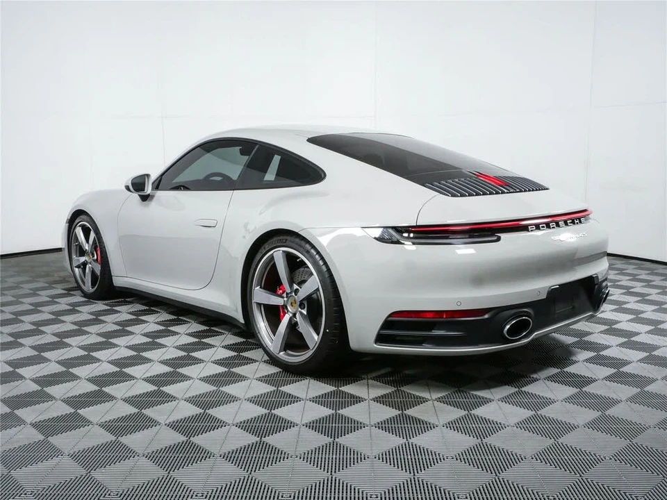 2024 Porsche 992 Carrera 4S - Image 3 of 31