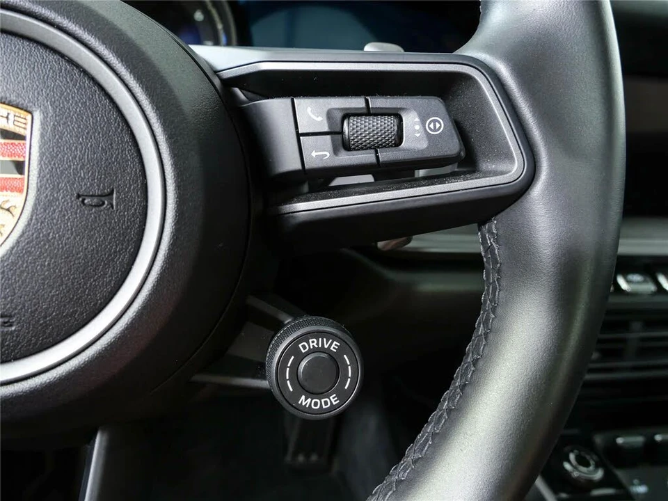 2024 Porsche 992 Carrera 4S - Image 11 of 31