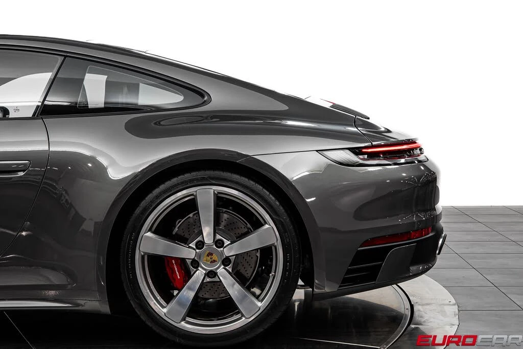 2024 Porsche 992 Carrera 4S - Image 15 of 31