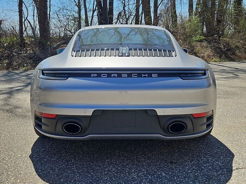 2024 Porsche 992 Carrera 4S - Image 6 of 31