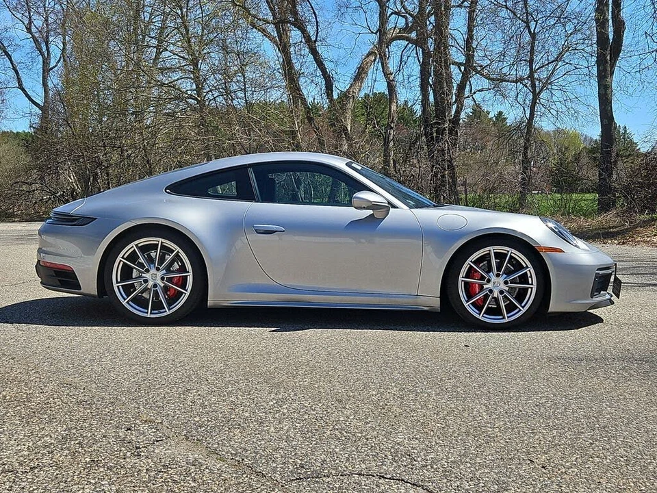 2024 Porsche 992 Carrera 4S - Image 8 of 31