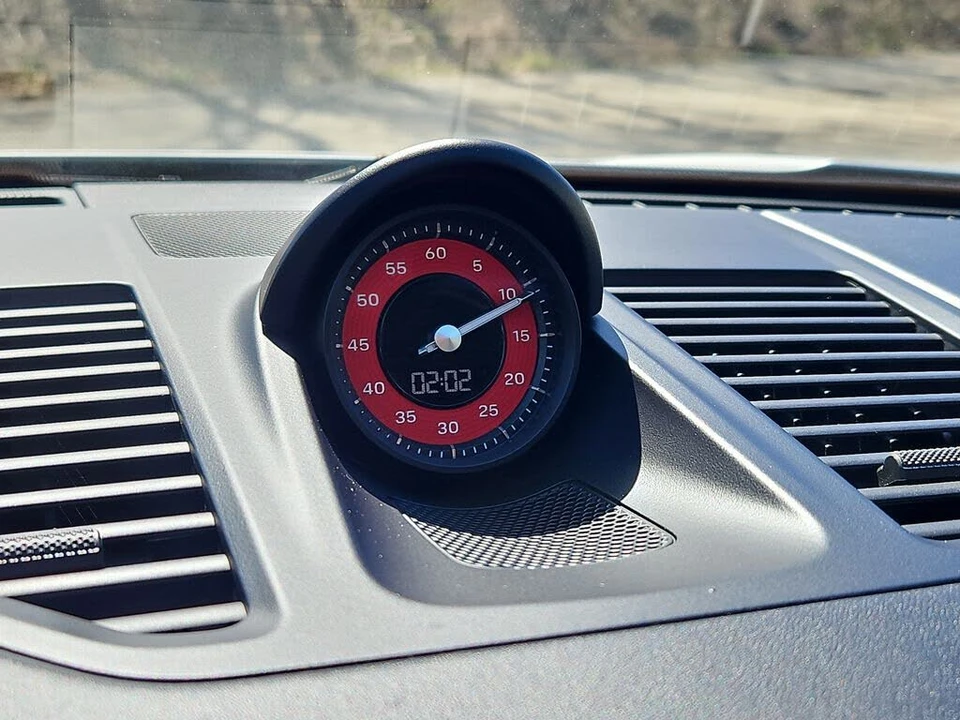 2024 Porsche 992 Carrera 4S - Image 17 of 31