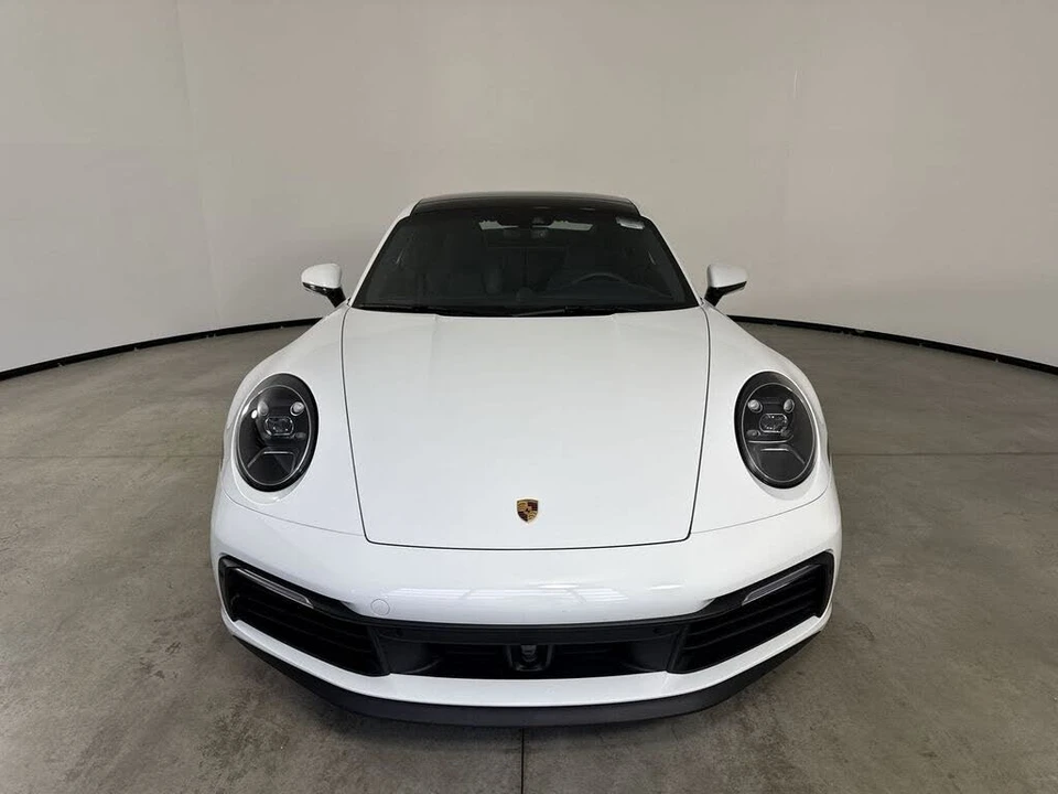2024 Porsche 992 Carrera 4S - Image 10 of 31