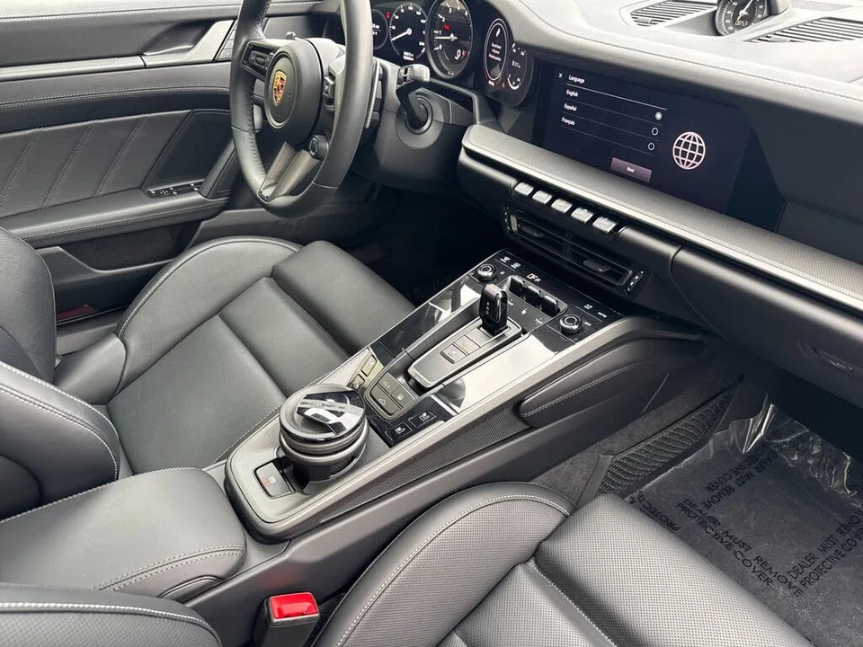 2024 Porsche 992 Carrera 4S - Image 16 of 31